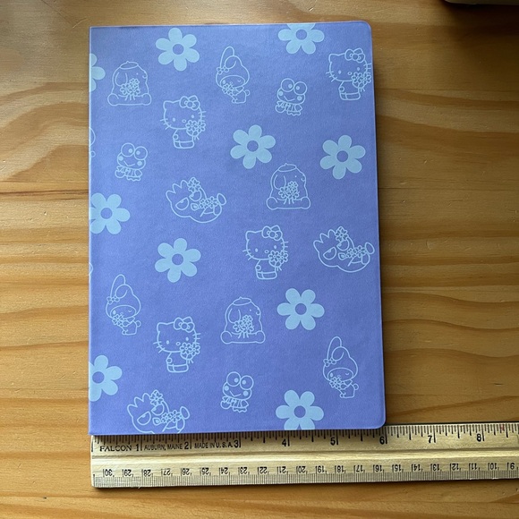 Sanrio x Erin Condren Stationery Bundle -Lined Notebook & Weekly Notepad Planner - Picture 10 of 12